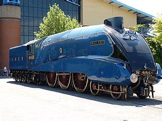 File:Number 4468 Mallard in York.jpg - Wikimedia Commons