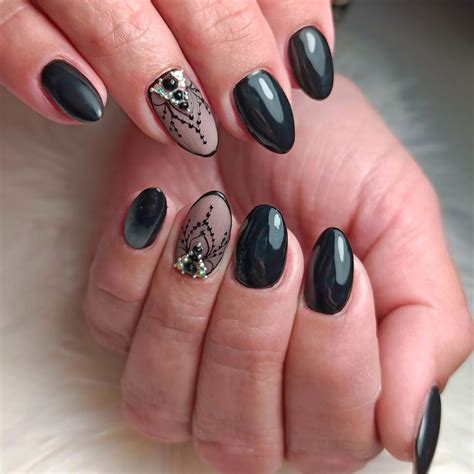 51+ Black Nail Designs For The Chic & Edgy! - TheFab20s