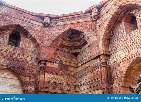 Detail of the Tomb of Iltutmish in Qutub Complex in Delhi, Indi Stock ...