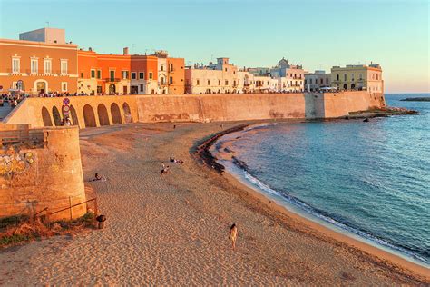 Italy, Apulia, Lecce District, Mediterranean Sea, Salento, Gallipoli ...