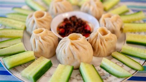 Momos — Beloved Recipe for Tibetan Meat or Veg Dumplings