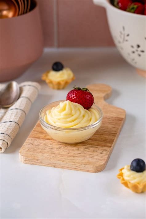 Vanilla Pastry Cream Filling (Creme Patissiere) - Partylicious