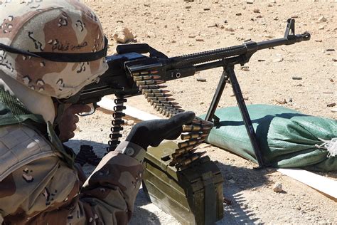 File:PKM Machine Gun Iraq.jpg - Wikimedia Commons