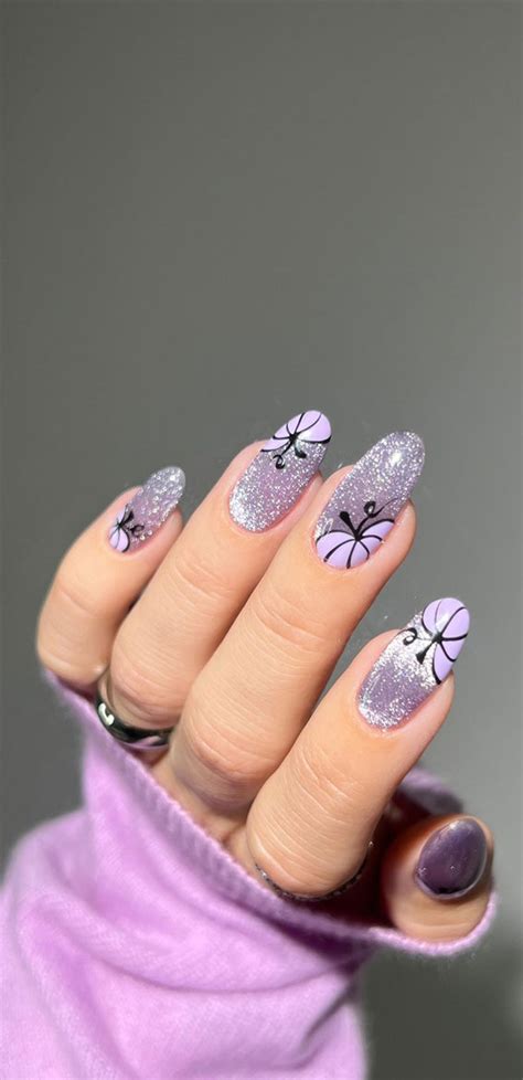 50 Best Halloween Nails 2022 : Sparkle & Soft Purple Pumpkin Nails 1 ...