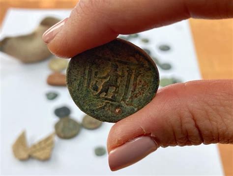 Hasmonean Artifacts Found In East Jerusalem At End Of Chanukah - i24NEWS