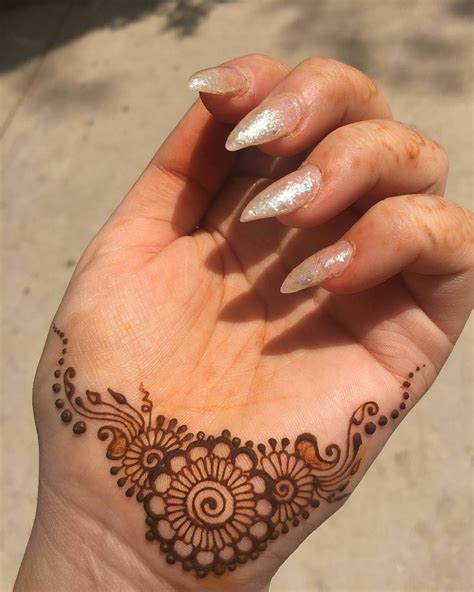 Easy Mehndi Tattoo Designs For Hands - Designs Mehndi Hands Simple ...