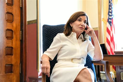 Kathy Hochul Bio, Net Worth, Height, Career, Husband