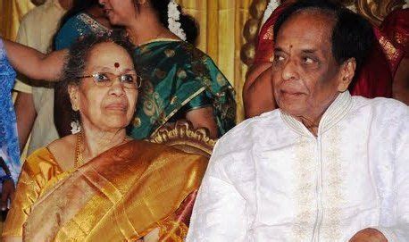 M. Balamuralikrishna (Musician) Age, Wife, Biography, Death Cause ...