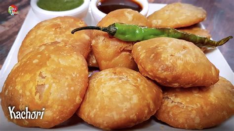 Kachori | Khasta Kachori Recipe | Moong Dal Kachori Recipe | Crispy ...