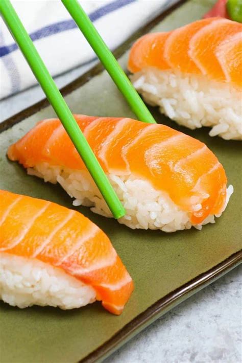 26 Delicious Salmon Sushi Recipes for Seafood Fans