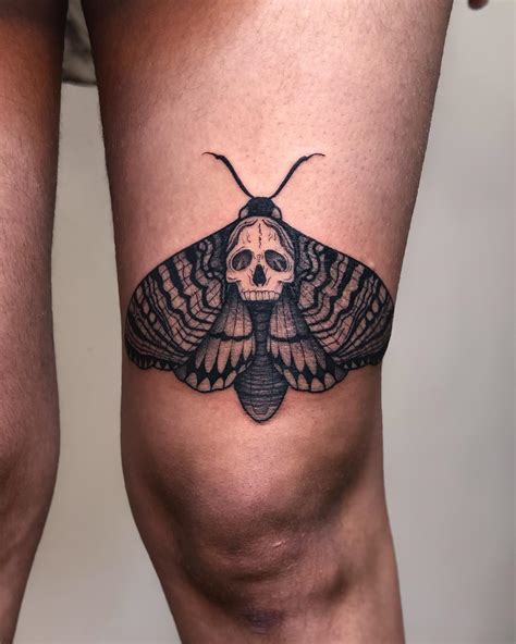 Update more than 59 moth thigh tattoo - in.cdgdbentre