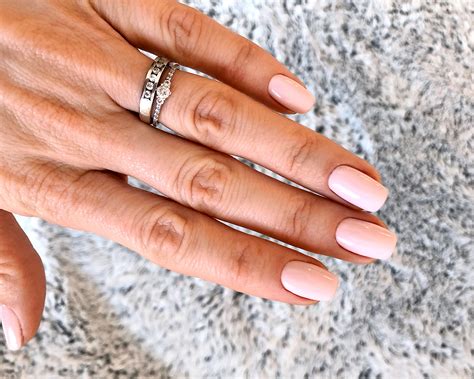 Squoval Nails Are the Most Flattering Nail Shape to Try This Year | Glamour