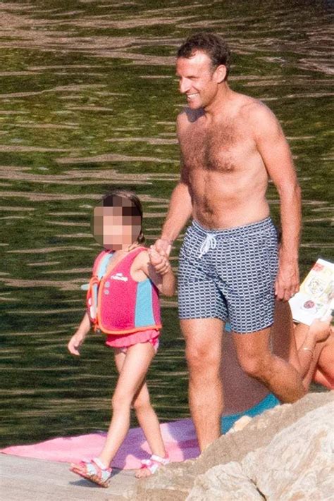 Emmanuel et brigitte macron à la plage leurs vacances canon – Artofit