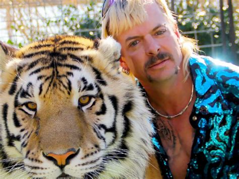 Joe Exotic Costume Guide - Go Go Cosplay!