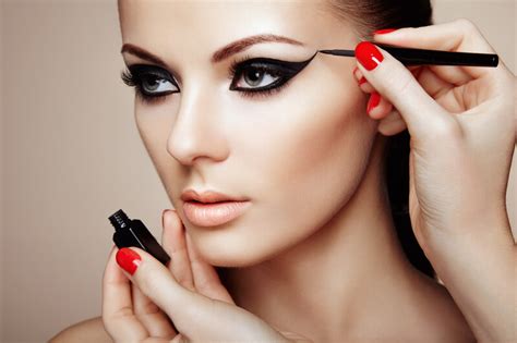 Makeup Photography Tips for Beginners - Studio Memory Lane