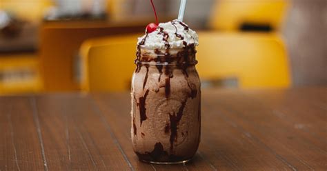 McDonald's Chocolate Shake Recipe - Insanely Good