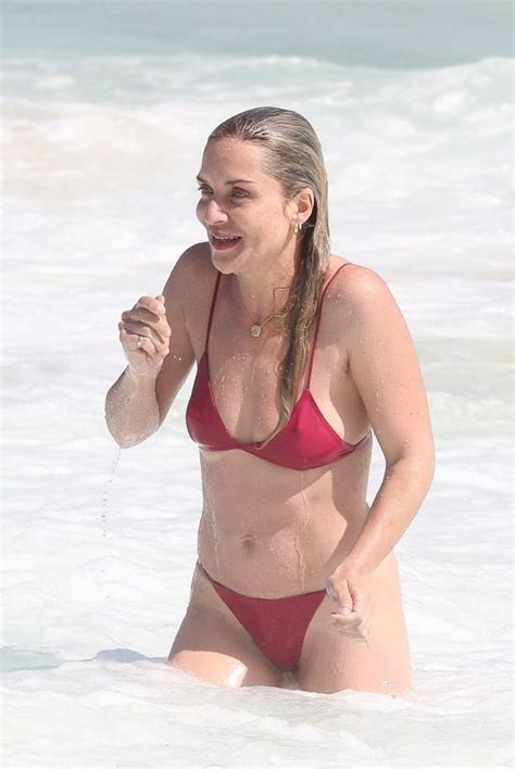 MELISSA COHEN in Bikini at a Beach in Rio de Janeiro 03/26/2022 ...