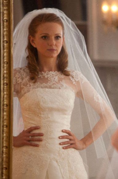 Emma Pillsbury’s wedding dress on Glee | Movie wedding dresses, Glee ...