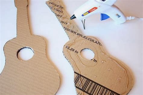 DIY Cardboard Guitar - The Idea King