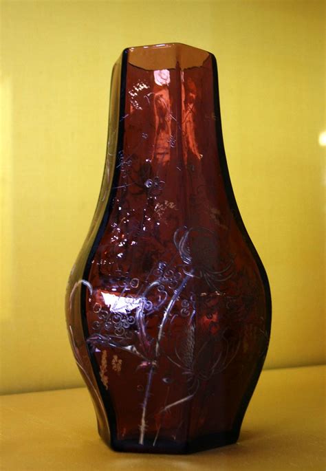 Veste Coburg museum: Art Nouveau brown glass vase by Emile… | Flickr