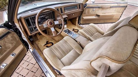 Buick Grand National 1987 Interior