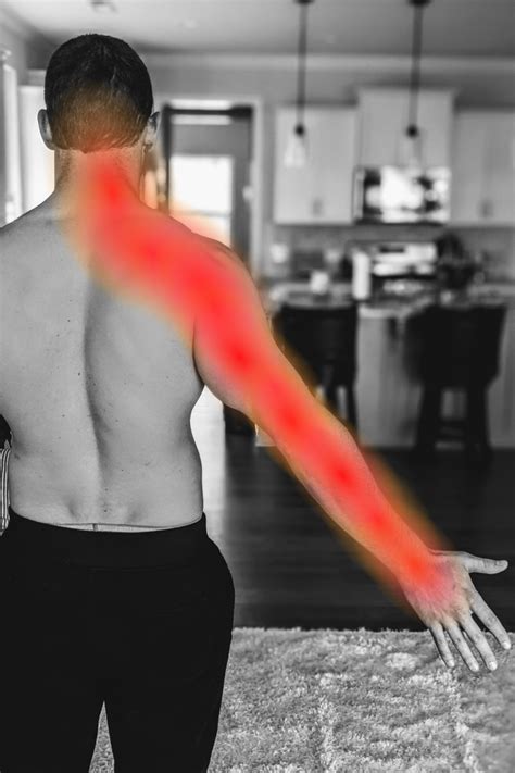 7 Causes of Shoulder Pain and Tingling in the Fingers - Facts & Physio