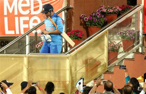 India rest MS Dhoni for last two ODIs vs Australia - India Fantasy