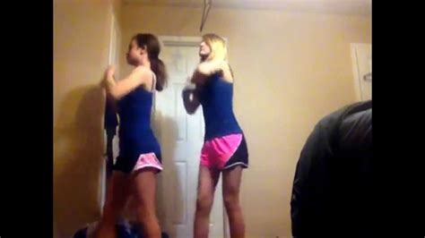 Wop dance girls trinity and Mackenzie - YouTube