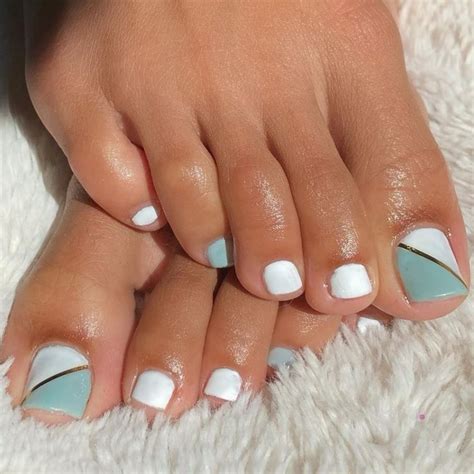 Med Tech. Запись со стены. | Cute toe nails, Pedicure nail designs ...