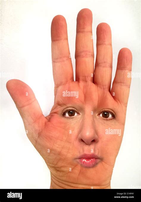 Fingers and lips hi-res stock photography and images - Alamy