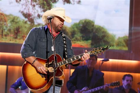 3 Easy Ways To Win Toby Keith Concert Tickets