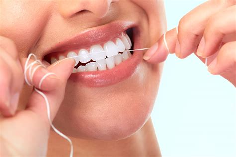 Tidak suka Flossing ? Inilah Alternatif dari Dental Floss | PT. Cobra ...