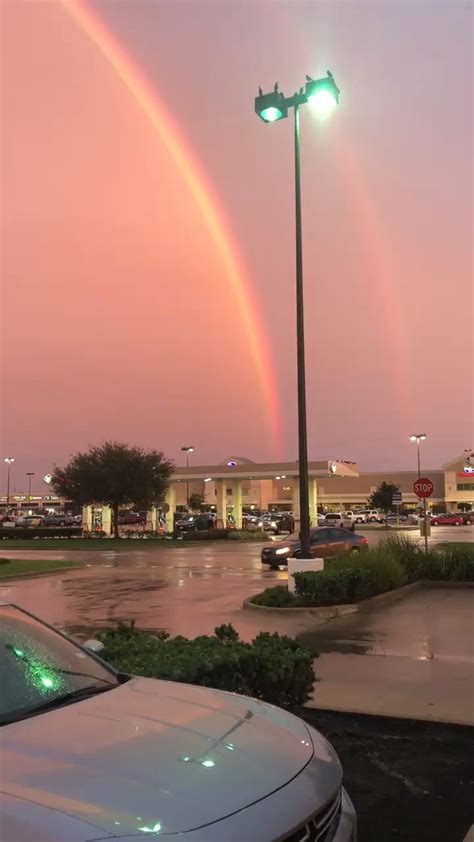 Sunset over Texas : r/WeatherGifs