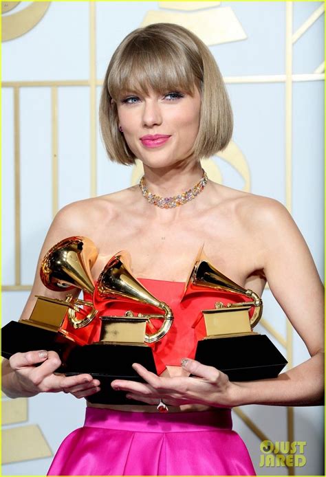 Celebs Praise Taylor Swift on Her Grammys Win & Speech! | celebs praise ...