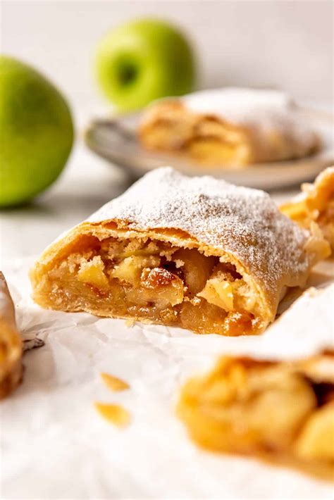 Authentic German Apple Strudel (Apfelstrudel) - House of Nash Eats ...