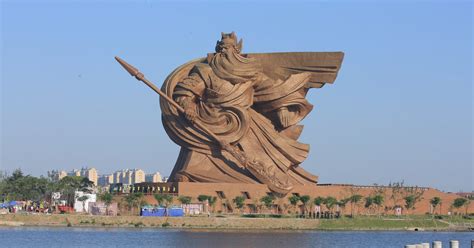 China Unveils Epic 1,320-Ton God Of War Statue | Bored Panda