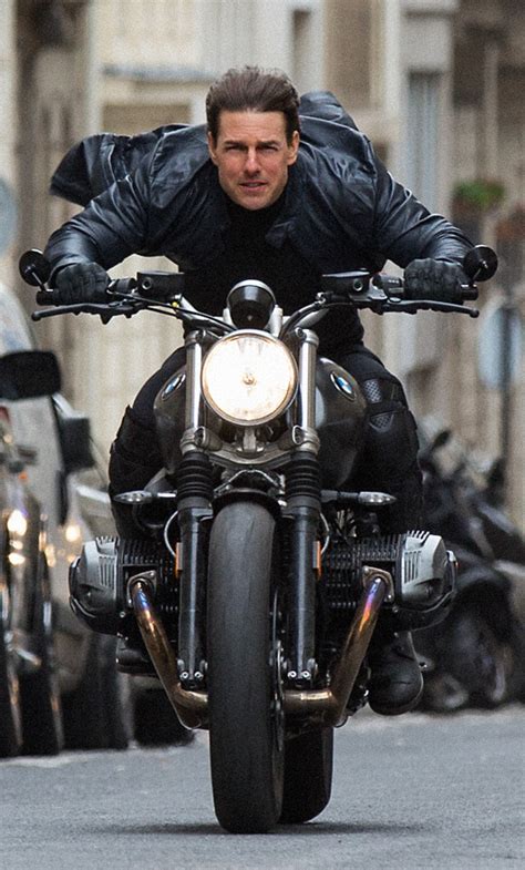 1280x2120 Tom Cruise As Ethan Hunt In Mission Impossible Fallout 2018 ...