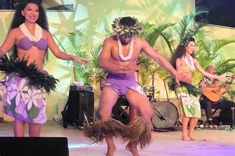 The Hale Koa Luau is My Favorite Oahu Luau, Here's Why