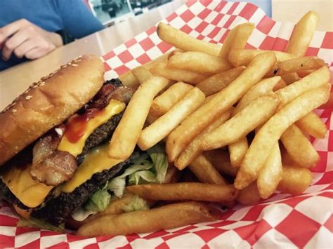 PATTY'S BURGERS, Tacoma - Restaurant Reviews, Photos & Phone Number ...