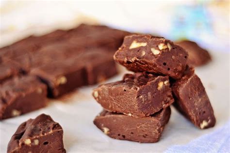 This Foolproof Fudge (adapted recipe from Eagle Brand). It's so easy to ...