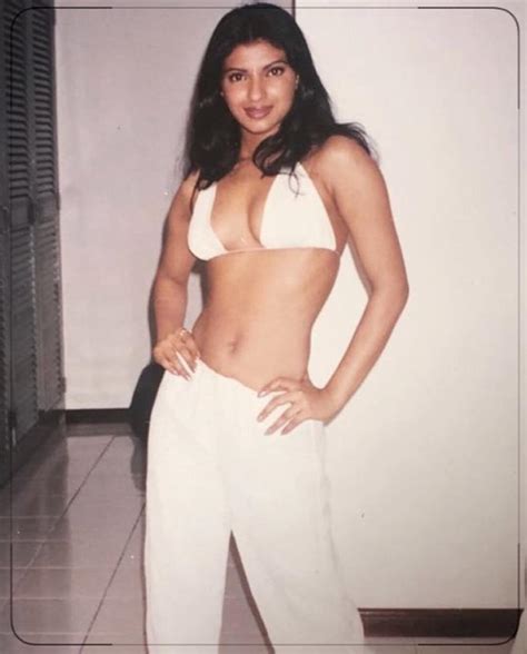 Priyanka Chopra Posts Throwback Bikini Pic from When She Was 19: 'Shy ...