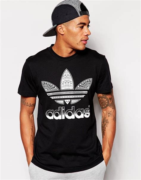 adidas Originals Logo T-Shirt at asos.com | Tenue adidas, Tee shirt ...