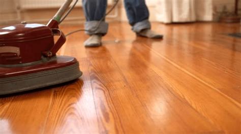 Hardwood Floor Cleaning And Polishing – Flooring Tips