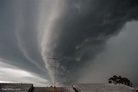 Squall Line through Sydney with Hail 13th October 2014 - Extreme Storms