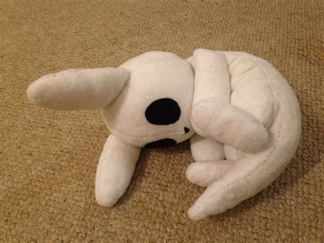 A plush slugcat I made : r/rainworld