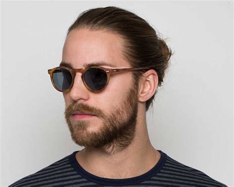 How To Choose The Right Sunglasses For Men Face Shape | Stylish glasses ...