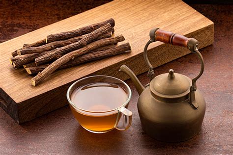 Licorice Root Tea: Benefits, Side Effects, and Recipe | Chinese Teas 101