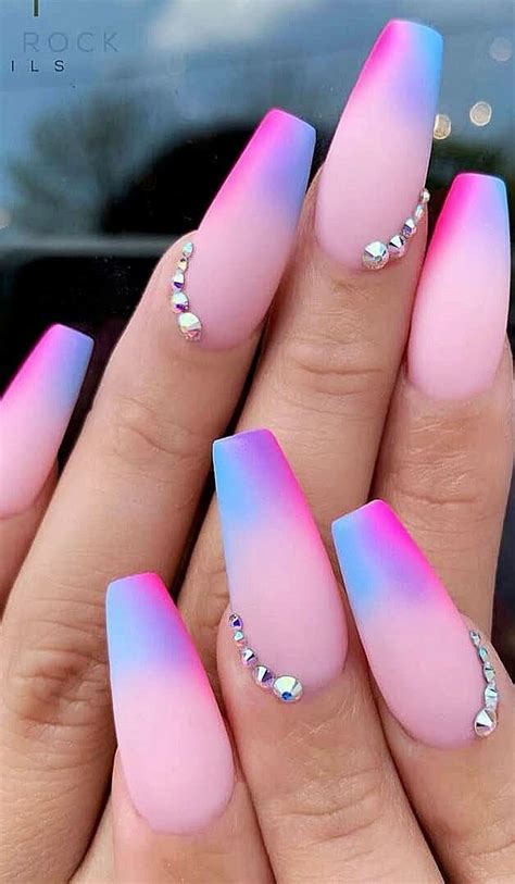 42 Acrylic Nail Designs Of Glamorous Ladies Of The Summer Season | Lady ...