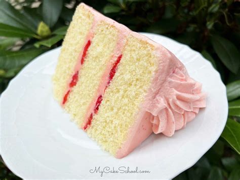 Strawberry Mousse Cake - My Cake School