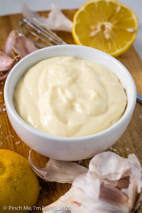 Easy Homemade Garlic Aioli Recipe (Cheaters' Aioli) - Pinch me, I'm eating